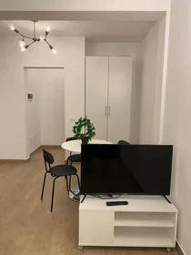 Habitación privada en Via Paolo Sarpi, 8 B, 33100 Udine UD, Italia, imagen 8 de 15