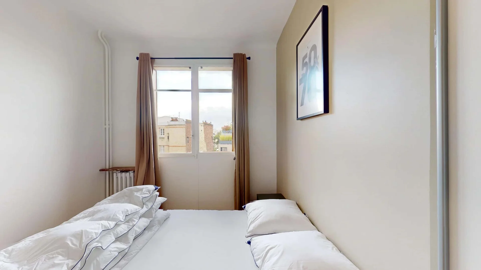 Quarto amigo do estudante em  com comodidades modernas