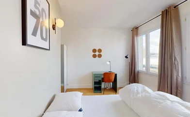 Quarto privado em 42 Rue d'Oradour-sur-Glane, 75015 Paris, France, imagem 2 de 16