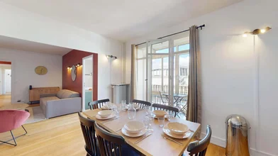 Quarto privado em 42 Rue d'Oradour-sur-Glane, 75015 Paris, France, imagem 13 de 16