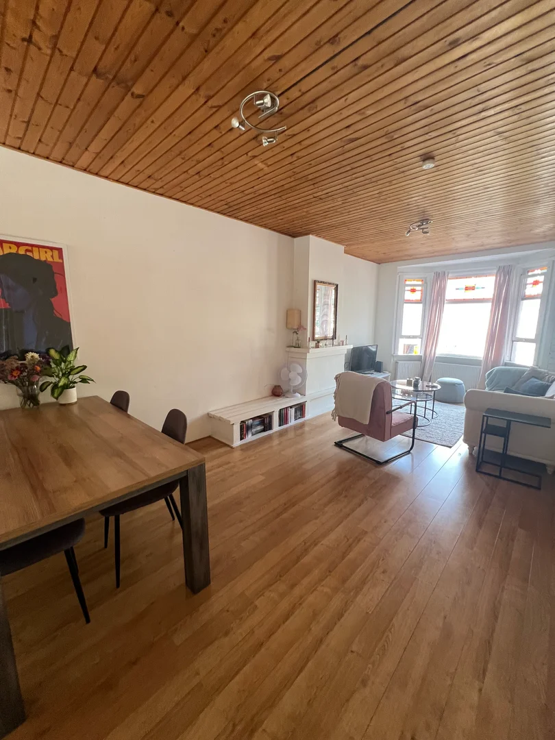 Budget-friendly student room close to campus in 
