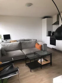 Dairenin tamamı konumu Duke Ellingtonstraat, 4 10 görüntüsü