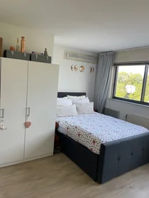 Dairenin tamamı konumu Duke Ellingtonstraat, 7 10 görüntüsü