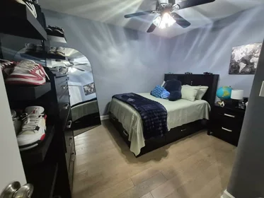 Alojamiento entero en residencia en 64, Florida St., Unit 1, Dorchester, Boston, MA, 02124, imagen 2 de 15
