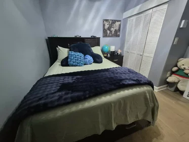 Alojamiento entero en residencia en 64, Florida St., Unit 1, Dorchester, Boston, MA, 02124, imagen 9 de 15