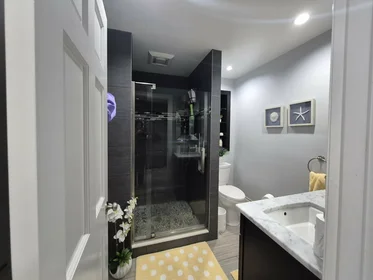 Alojamiento entero en residencia en 64, Florida St., Unit 1, Dorchester, Boston, MA, 02124, imagen 10 de 15