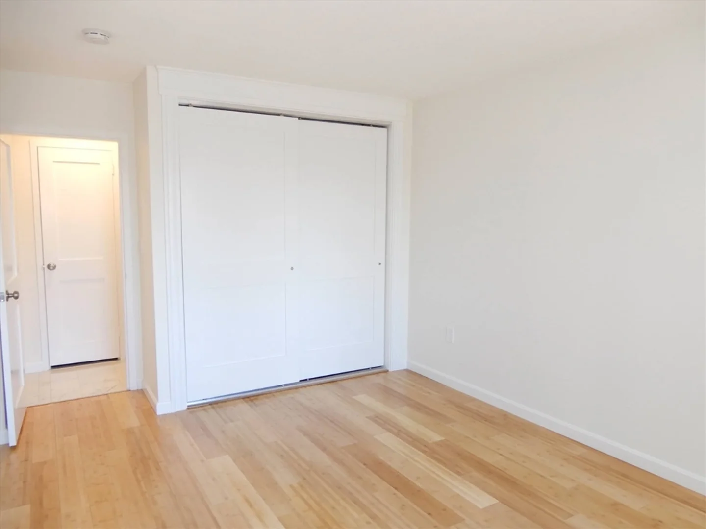 9, Hawthorne Pl., Unit 6J, West End, Boston, MA, 02114
