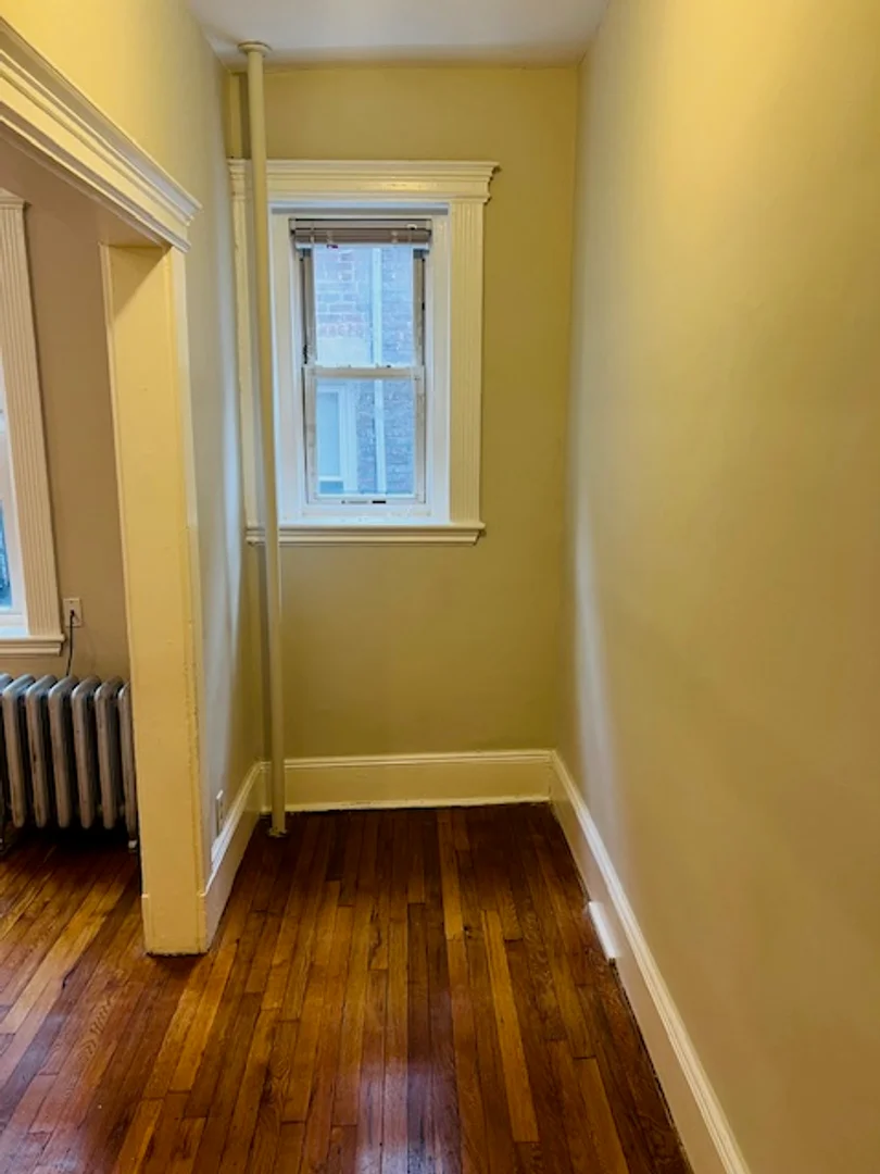Erschwingliche Studiowohnung mit wesentlicher Ausstattung in 