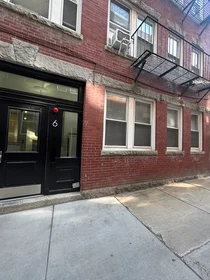 Entire apartment in residence at 6, Cleveland, Unit 3, North End, Boston, MA, 02113, image 2 of 19