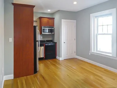 Dairenin tamamı Ikamet yerinde konumu 55, Magazine St., Unit 17, Central Square, Cambridge, MA, 02139, 4 16 görüntüsü