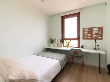 Prywatny pokój w rezydencji Avinguda de la Ciència, obraz 2 49