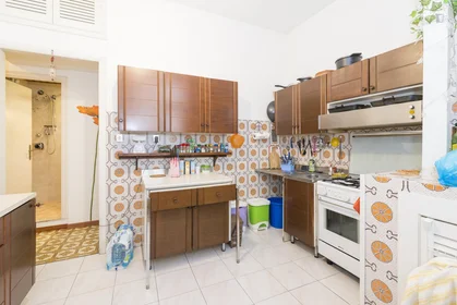 Quarto privado em Via Laurentina, imagem 8 de 20