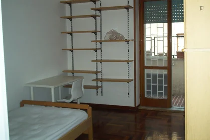 Quarto privado em Via Laurentina, imagem 2 de 21