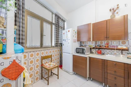 Quarto privado em Via Laurentina, imagem 11 de 21