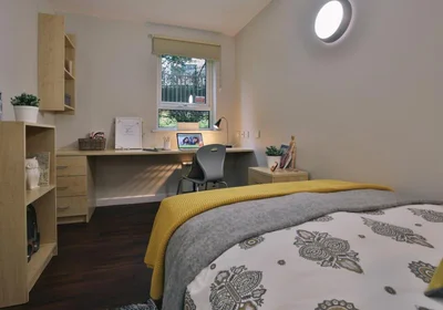 Estudio en residencia en 16 Tumbling Hill St, Bradford BD7 1DB, United Kingdom               , imagen 22 de 49
