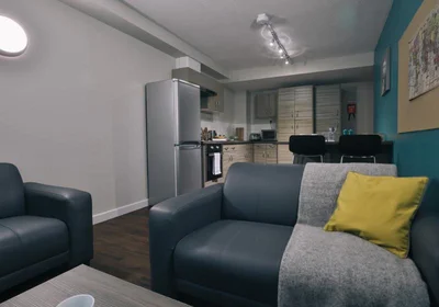 Estudio en residencia en 16 Tumbling Hill St, Bradford BD7 1DB, United Kingdom               , imagen 34 de 49