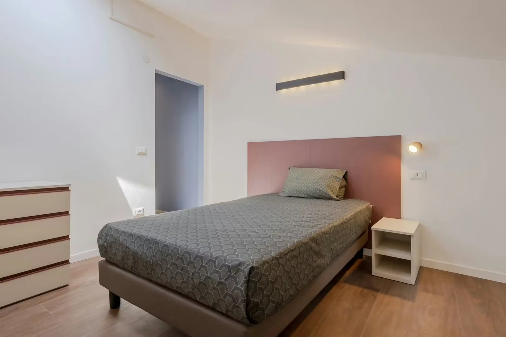 Studentenfreundliches Zimmer in  mit modernen Annehmlichkeiten