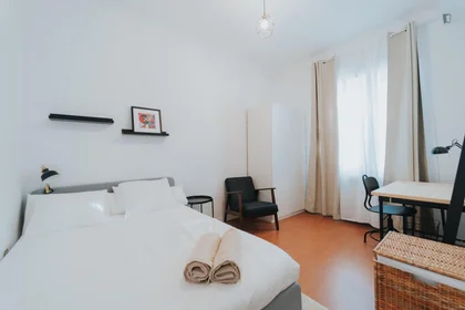 Chambre privée à Calle de Joaquin Costa , image 1 de 10