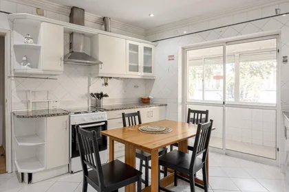 Habitación privada en Largo Manuel Emídio da Silva, imagen 10 de 20
