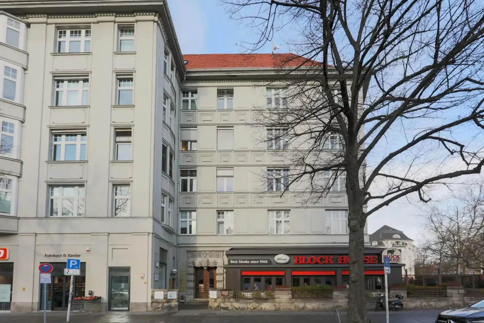 Habitación estudiantil económica cerca del campus en 