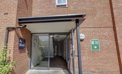 Studio at Glanville Road, image 21 of 31