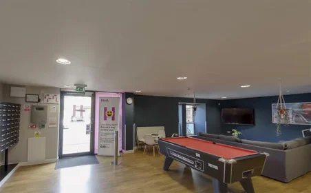 Studio at Glanville Road, image 22 of 31