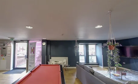 Studio at Glanville Road, image 23 of 31