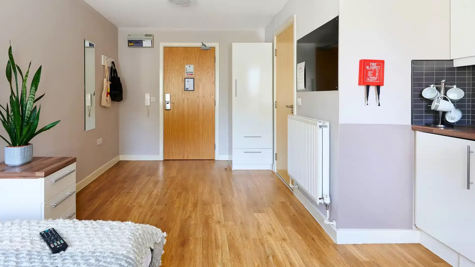 Self-contained studio for students in central