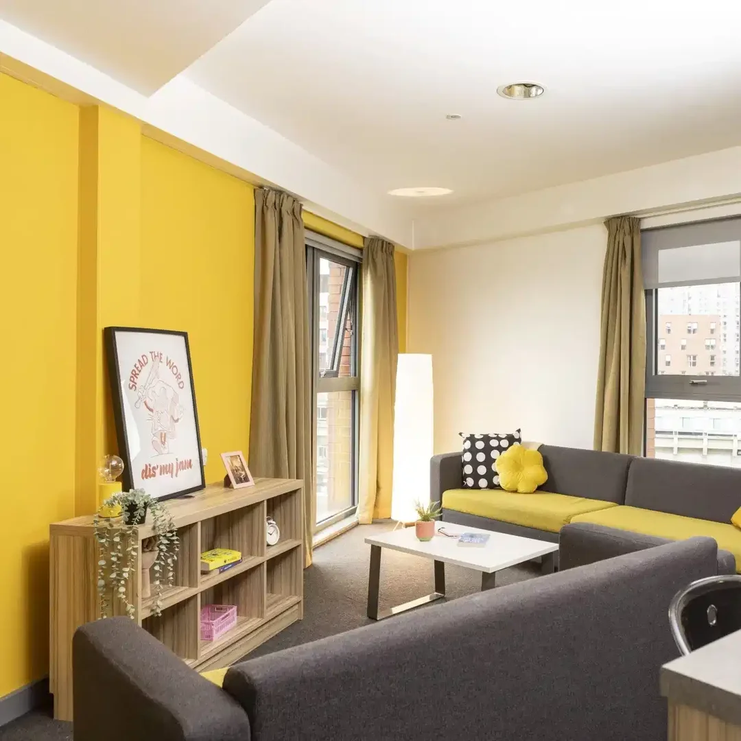 Comfortable and spacious student room in