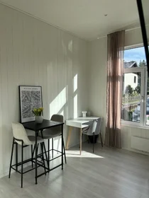 Habitación privada en Solhemsvägen 40B, imagen 5 de 9