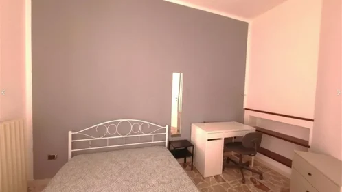 Stanza privata in Via Nizza 29, immagine 4 di 16