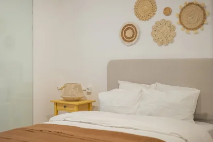 Private room at Carrer de Bailèn 19, image 5 of 16