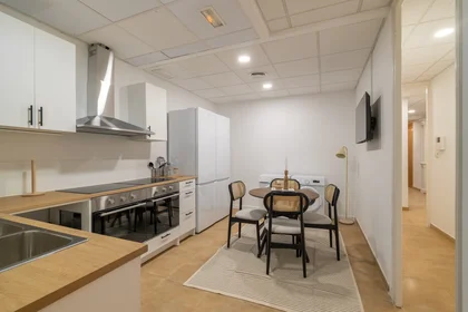 Private room at Carrer de Bailèn 19, image 6 of 16