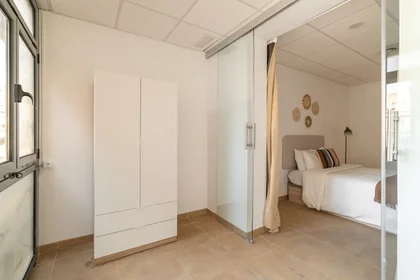 Private room at Carrer de Bailèn 19, image 3 of 16