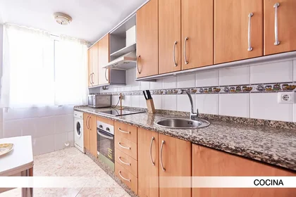 Quarto privado em Calle Francisco Carrera Iglesias Paquili 19, imagem 5 de 18