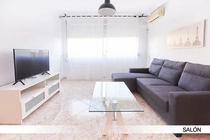 Quarto privado em Calle Francisco Carrera Iglesias Paquili 19, imagem 8 de 18