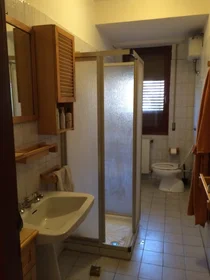 Chambre privée à Via San Giuseppe Benedetto Cottolengo, image 3 de 6