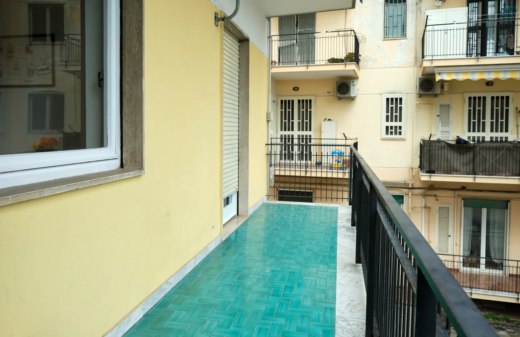 Budget-friendly student room close to campus in 