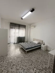 私人房间 在 Piazza Giuseppe Garibaldi 6, 8的图像2