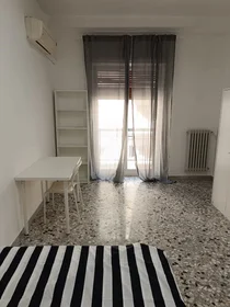 私人房间 在 Piazza Giuseppe Garibaldi 6, 8的图像1