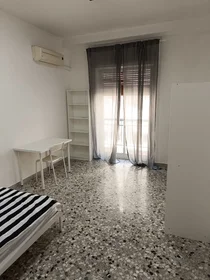 私人房间 在 Piazza Giuseppe Garibaldi 6, 8的图像2