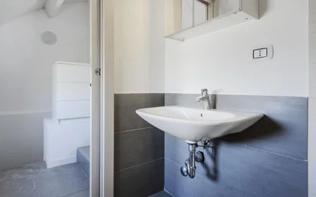 Quarto privado em Via Di Carcaricola 131, imagem 17 de 45