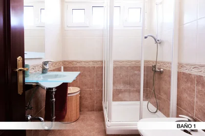 Quarto privado em Calle Marqués de Nervion, imagem 12 de 23