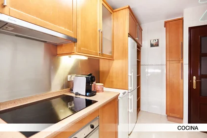 Quarto privado em Calle Marqués de Nervion, imagem 7 de 23