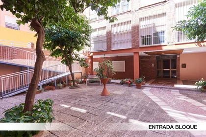 Quarto privado em Calle Marqués de Nervion, imagem 22 de 23