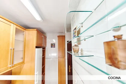 Quarto privado em Calle Marqués de Nervion, imagem 8 de 23
