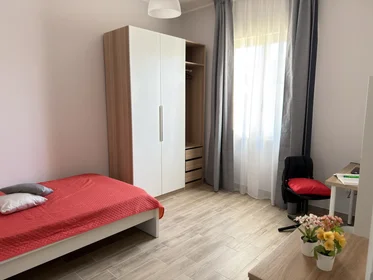 Prywatny pokój Via Tirino 67, obraz 1 10