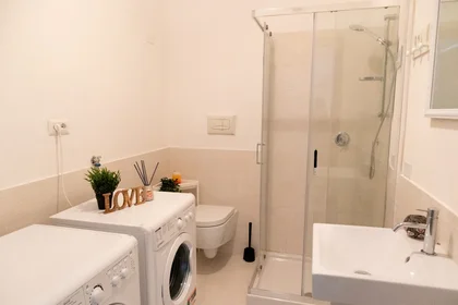 Privatzimmer in der Via Dante Alighieri 108, bild 12 von 22