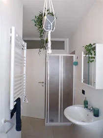 Chambre privée à Via Valentina Zambra, image 19 de 22