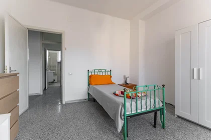 Chambre privée à Corso Alcide De Gasperi 258, image 2 de 13